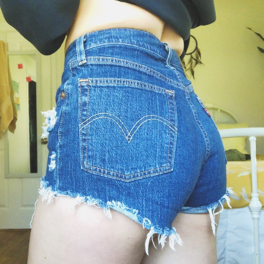 Distressed Levi’s Shorts